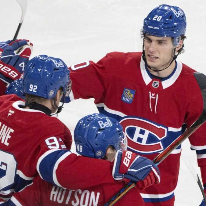 NHL: Slafkovský bodoval prvýkrát po štyroch dueloch, jeho Montreal zdolal Anaheim až po nájazdoch