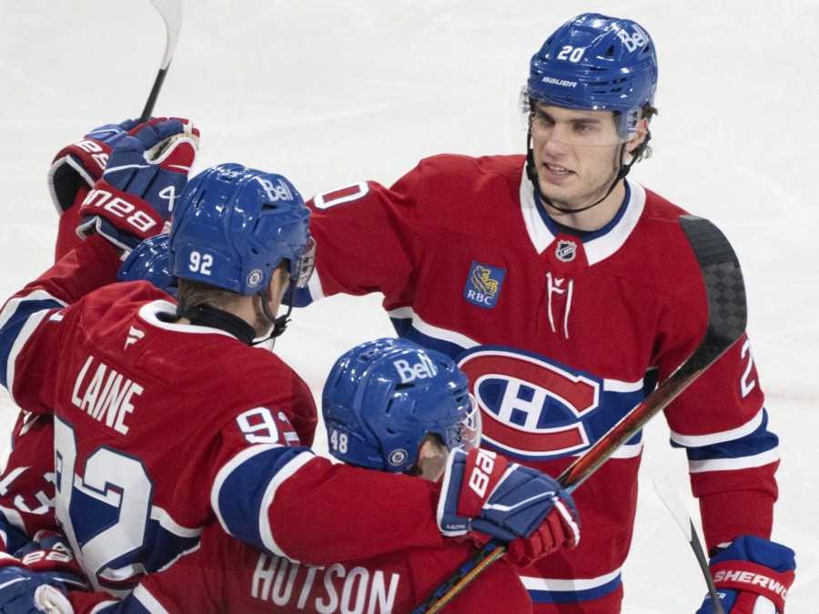 NHL: Slafkovský bodoval prvýkrát po štyroch dueloch, jeho Montreal zdolal Anaheim až po nájazdoch