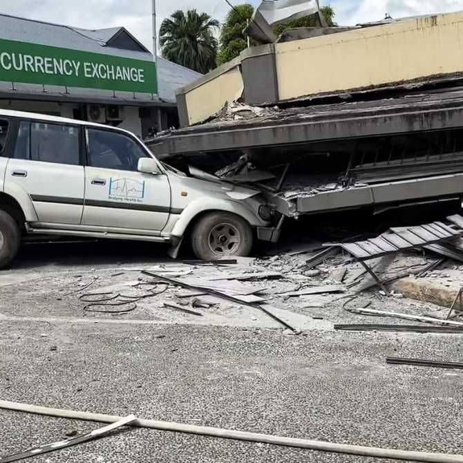 Ostrovný štát Vanuatu postihlo zemetrasenie s magnitúdou 7,4. Škody hlásia na budove s veľvyslanectvami