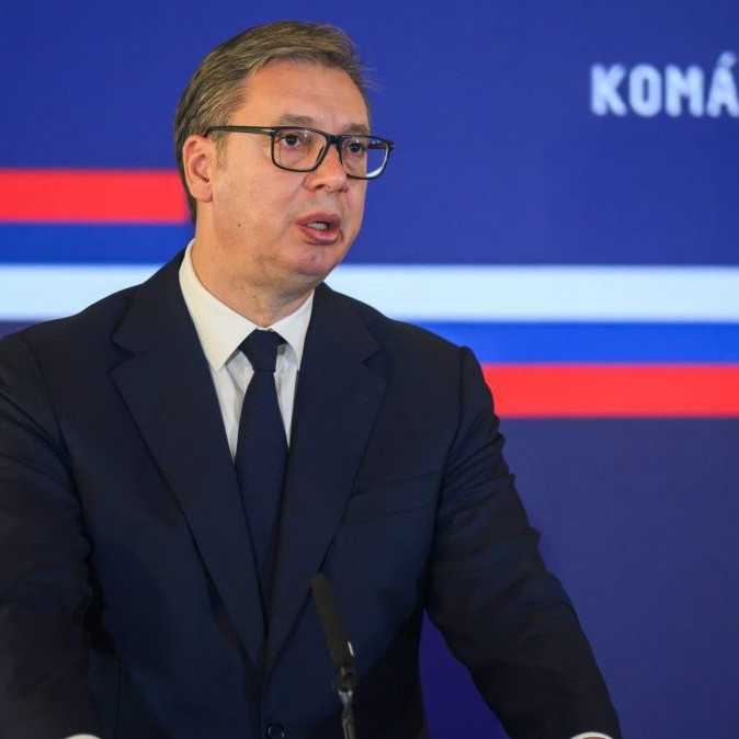 Srbský prezident Vučič vyhlásil, že Fico sa má v pondelok stretnúť s Putinom