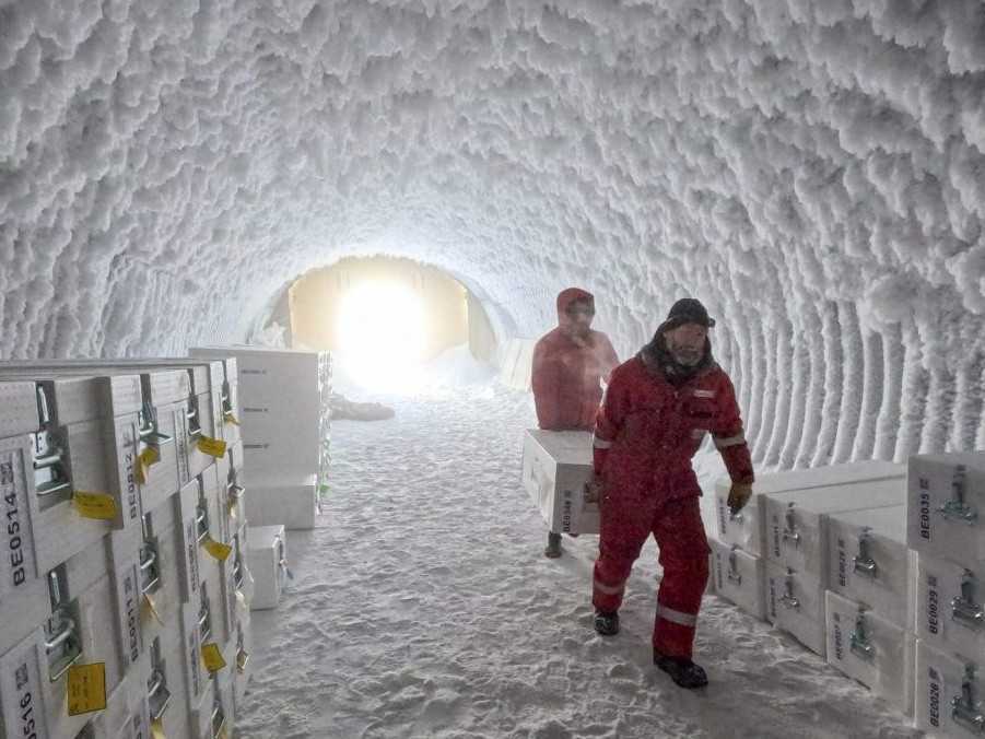 V Antarktíde vyvŕtali prastaré ľadové jadro. Vedci dúfajú, že im ukáže, ako sa vyvíjala klíma