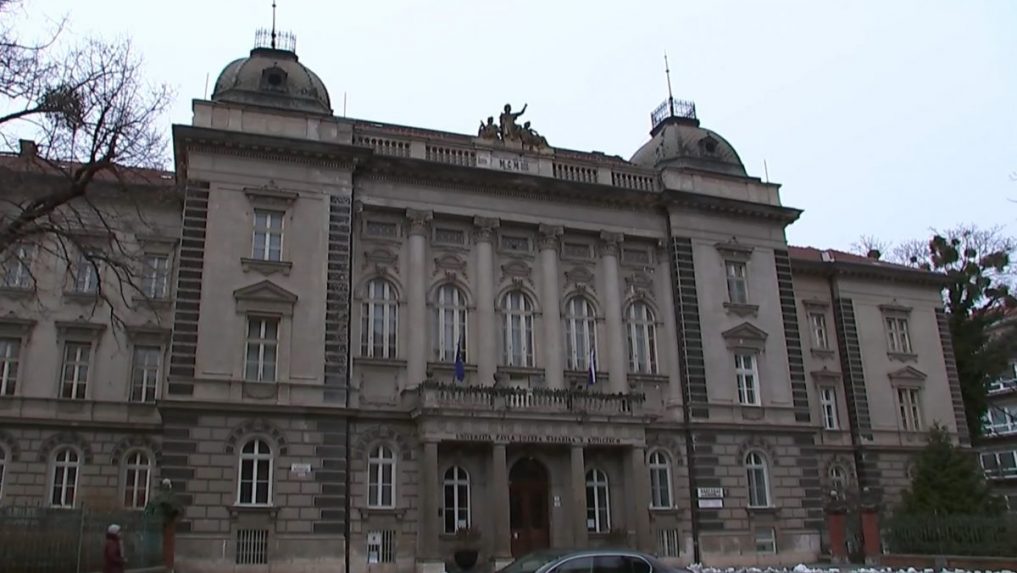 Streľba v Prahe bola varovným znamením. Slovenské univerzity sprísňujú bezpečnostné opatrenia