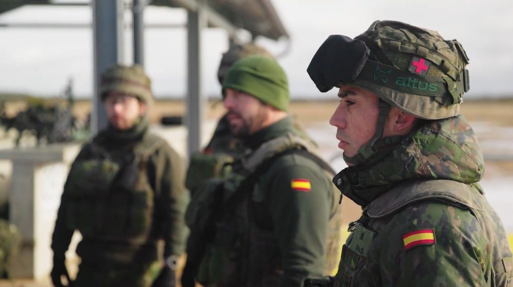 Bojovú skupinu NATO v Lešti posilnili ďalší vojaci. Slovensko tak chránia už aj Španieli